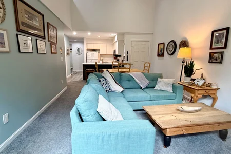 Unit for sale at 8 Deer Creek, Dover, VT 05356