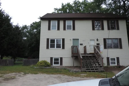 Unit for sale at 116.5 E Broadway, Derry, NH 03038