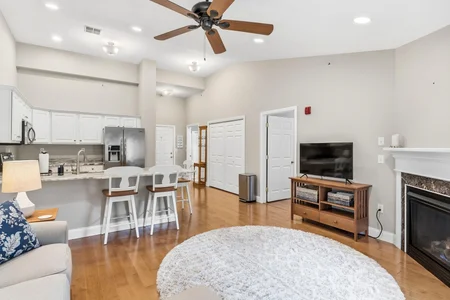 Unit for sale at 59 Cluff, Salem, NH 03079