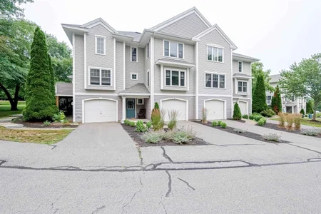 Unit for sale at 6 Stonewall, Exeter, NH 03833