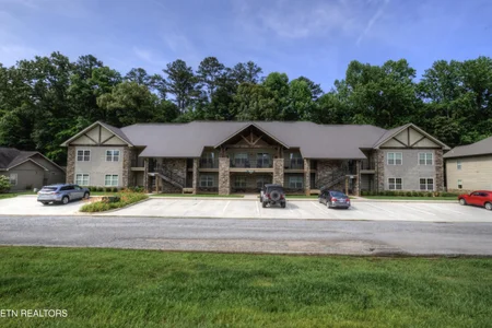 Unit for sale at 223 Bishops Cap Circle, Townsend, TN 37882