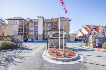 Unit for sale at 527 River Place Way, Sevierville, TN 37862