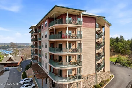 Unit for sale at 410 Big Bear Way, Pigeon Forge, TN 37863