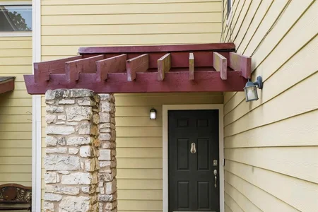 Unit for sale at 512 Eberhart LN, Austin, TX 78745