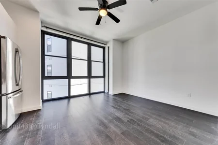 Unit for sale at 800 Embassy DR, Austin, TX 78702
