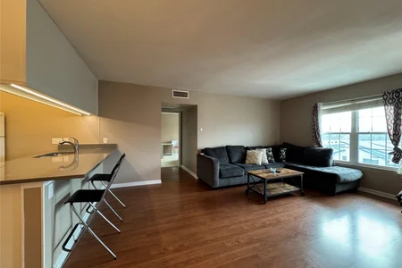 Unit for sale at 910 Duncan LN, Austin, TX 78705