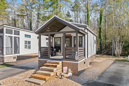 Unit for sale at 4960 Laurel Lodge Road, Clarkesville, GA 30523