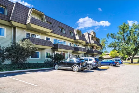 Unit for sale at 3150 Iris Ave, Boulder, CO 80301