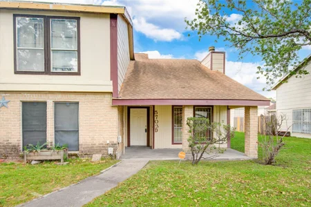Unit for sale at 5703 Easthampton Drive, Houston, TX 77039