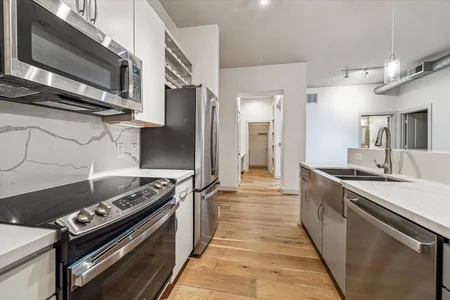 Unit for sale at 1901 Post Oak Boulevard, Houston, TX 77056