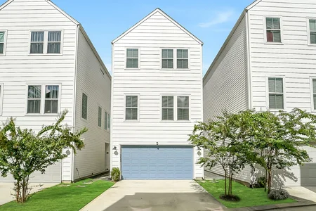 Unit for sale at 2009 Bauer Drive, Houston, TX 77080