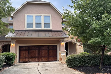 Unit for sale at 35 Dylan Branch Drive, Tomball, TX 77375