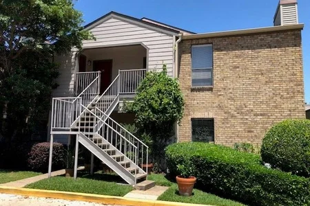 Unit for sale at 2025 Augusta Drive, Houston, TX 77057