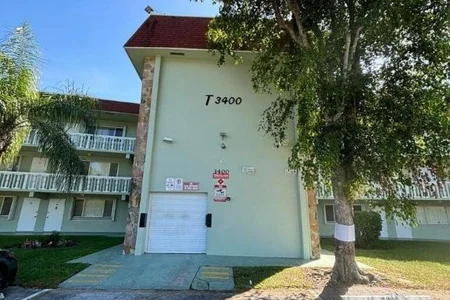Unit for sale at 3400 Springdale Boulevard, Palm Springs, FL 33461