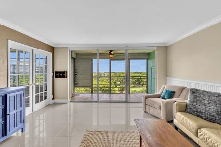 Unit for sale at 605 OAKS Drive, Pompano Beach, FL 33069