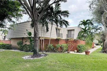 Unit for sale at 1700 Embassy Drive, West Palm Beach, FL 33401