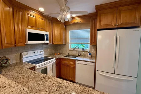 Unit for sale at 705 Lori Drive, Palm Springs, FL 33461