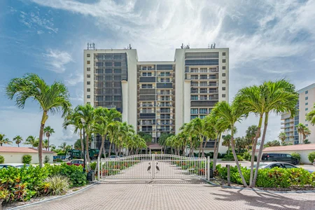 Unit for sale at 3100 N Highway A1a, Hutchinson Island, FL 34949