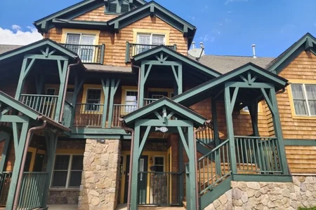 Unit for sale at 1 Pine Crescent, Vernon Twp., NJ 07462-3336