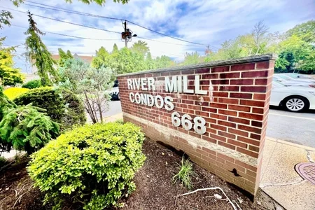 Unit for sale at 666 Mill St, Belleville Twp., NJ 07109-1341