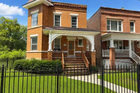 42 North Long Avenue, Chicago, IL 60644