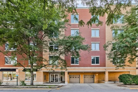 8000 Kilpatrick Avenue, Skokie, IL 60076