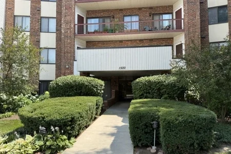 Unit for sale at 1500 Harbour Drive, Wheeling, IL 60090