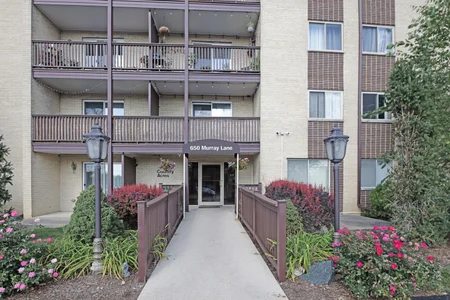 Unit for sale at 650 Murray Lane, Des Plaines, IL 60016
