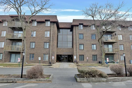 Unit for sale at 840 Elder Road, Homewood, IL 60430