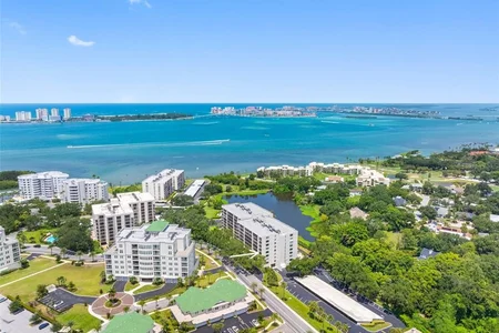 Unit for sale at 220 BELLEVIEW BOULEVARD, BELLEAIR, FL 33756