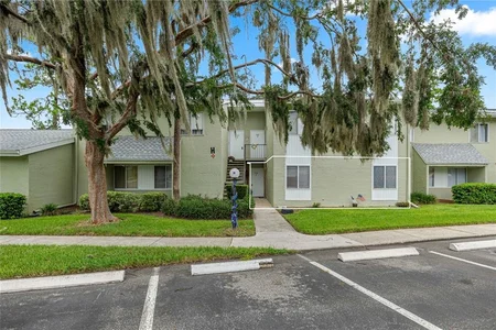 Unit for sale at 568 FAIRWAYS CIRCLE, OCALA, FL 34472