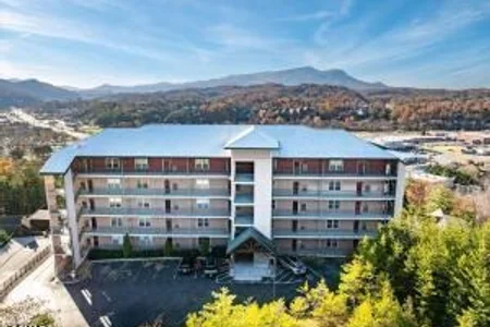 Unit for sale at 410 Big Bear Way, Pigeon Forge, TN 37863