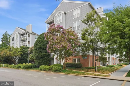 Unit for sale at 3176 SUMMIT SQUARE DRIVE, OAKTON, VA 22124