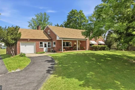 Unit for sale at 9581 VALLEY ROAD, BERKELEY SPRINGS, WV 25411
