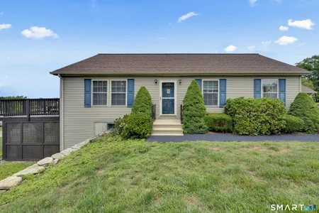 Unit for sale at 13 Oriole Drive, Killingly, CT 06239