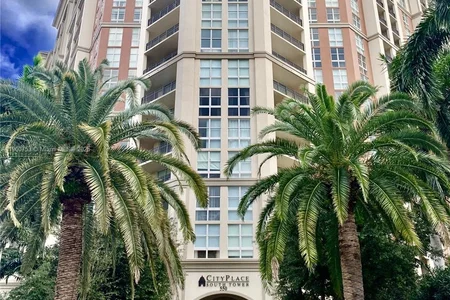 Unit for sale at 550 Okeechobee Blvd, West Palm Beach, FL 33401