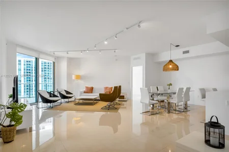 Unit for sale at 17301 Biscayne Blvd, North Miami Beach, FL 33160