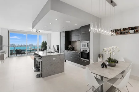 Unit for sale at 900 Biscayne Blvd, Miami, FL 33132