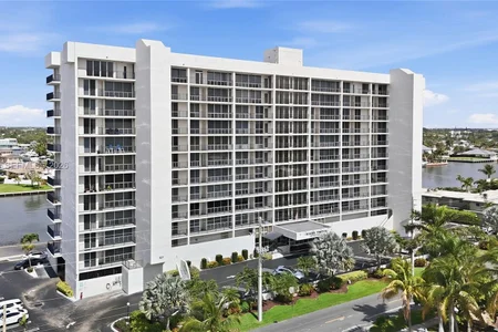 Unit for sale at 521 N Riverside Dr, Pompano Beach, FL 33062