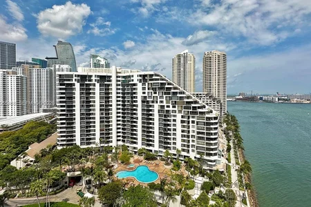 Unit for sale at 520 Brickell Key Dr, Miami, FL 33131