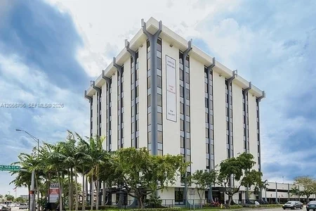 Unit for sale at 12550 Biscayne Blvd, North Miami, FL 33181