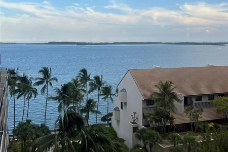 Unit for sale at 540 Brickell Key Dr, Miami, FL 33131