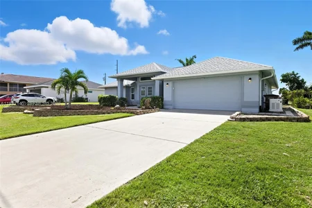 112 Southwest 34th Lane, Cape Coral, FL 33914