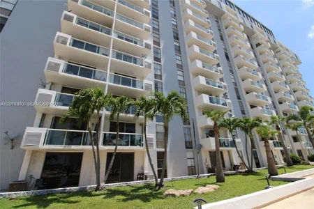 Unit for sale at 13499 Biscayne Blvd, North Miami, FL 33181