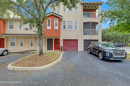 Unit for sale at 10075 GATE Parkway N, Jacksonville, FL 32246