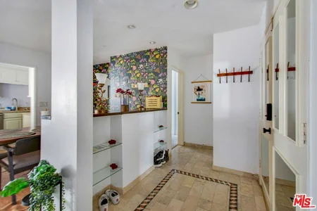 Unit for sale at 5651 Sumner Way, Culver City, CA 90230