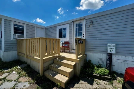 Unit for sale at 150 Main St. Unit 57, Islip, NY 11751