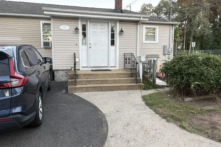 137 Port Monmouth Road, Keansburg, NJ 07734