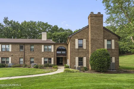 303 Wellington Place, Matawan, NJ 07747