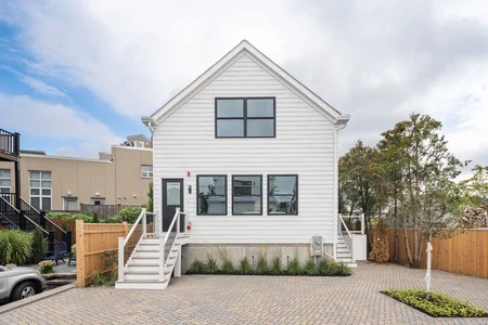 Unit for sale at 60 Franklin St, Somerville, MA 02145